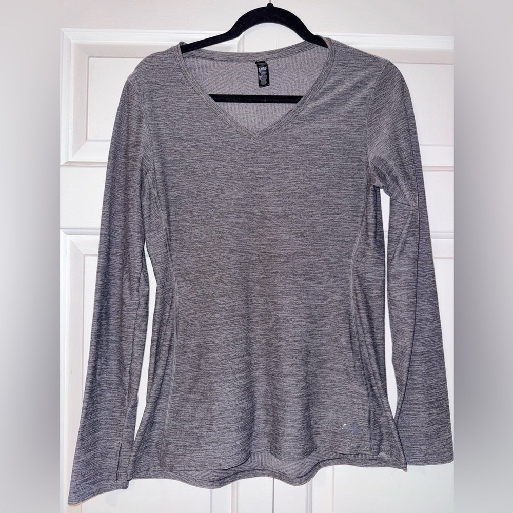Under Armour Gray V-Neck Long Sleeve Women's Top